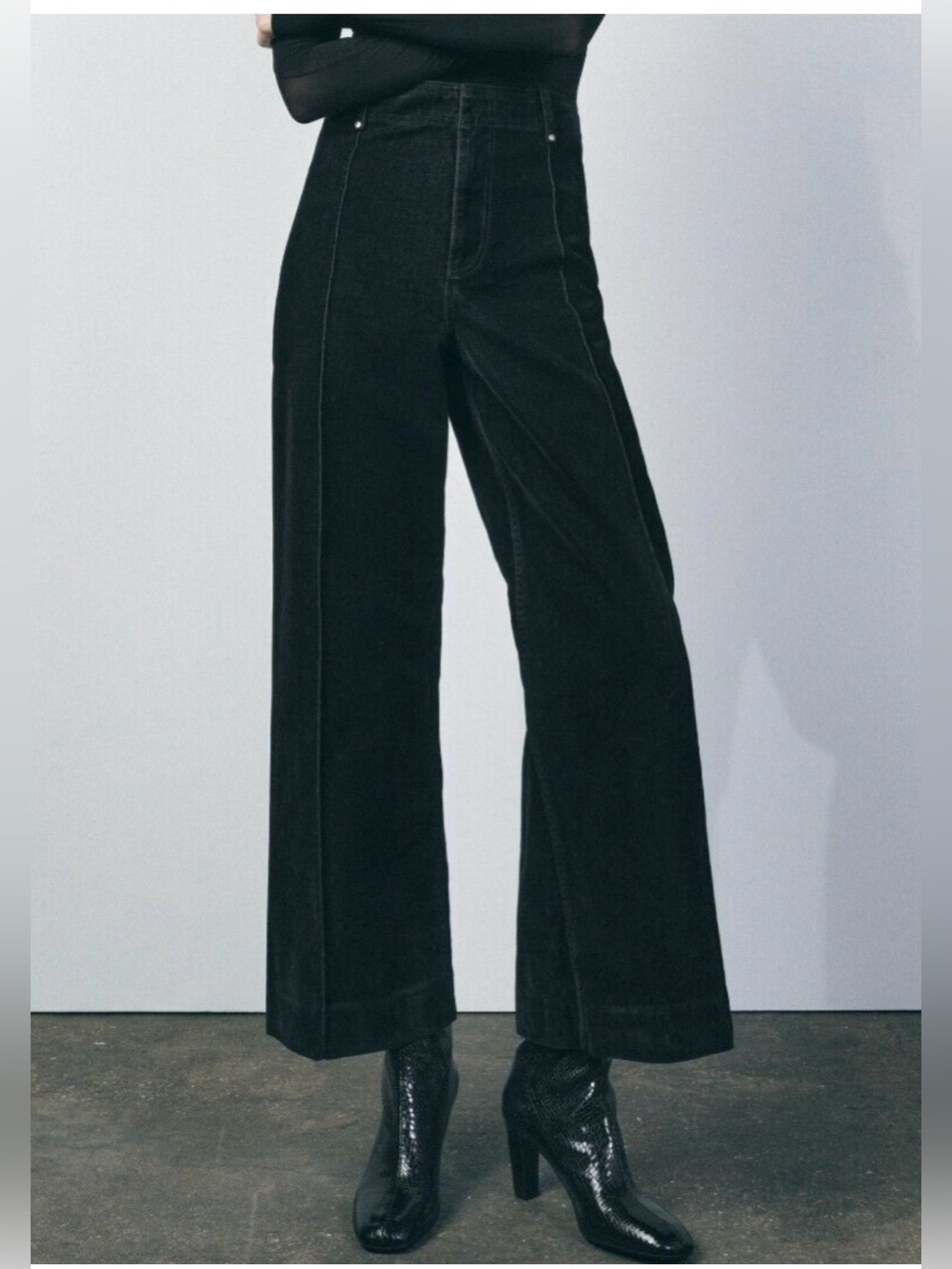 ZARA tailored wide leg high waist jeans size 6